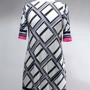 Vince Camuto Black White Abstract Check Poly Shift Dress Size 4